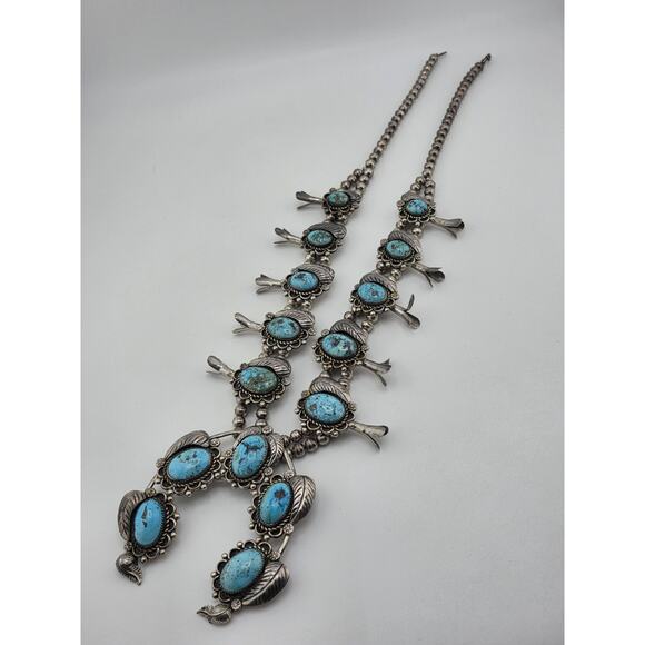 Early Navajo Indian KINGMAN Turquoise Sterling Silver Squash Blossom Necklace - Picture 7 of 16